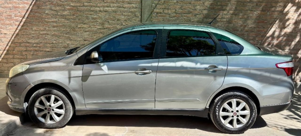 Fiat Grand Siena Attractive 1.4 | 2014