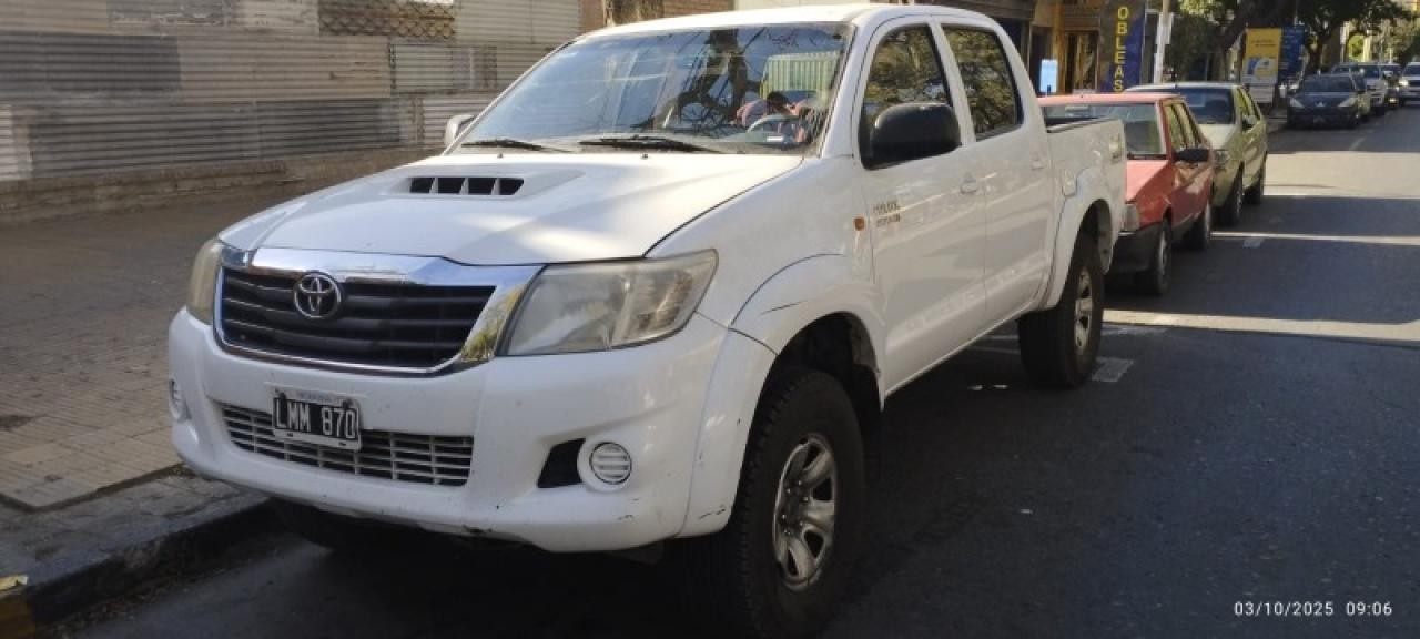 Toyota Hilux 4x4 3.0 Sr Cabina Doble, 2012