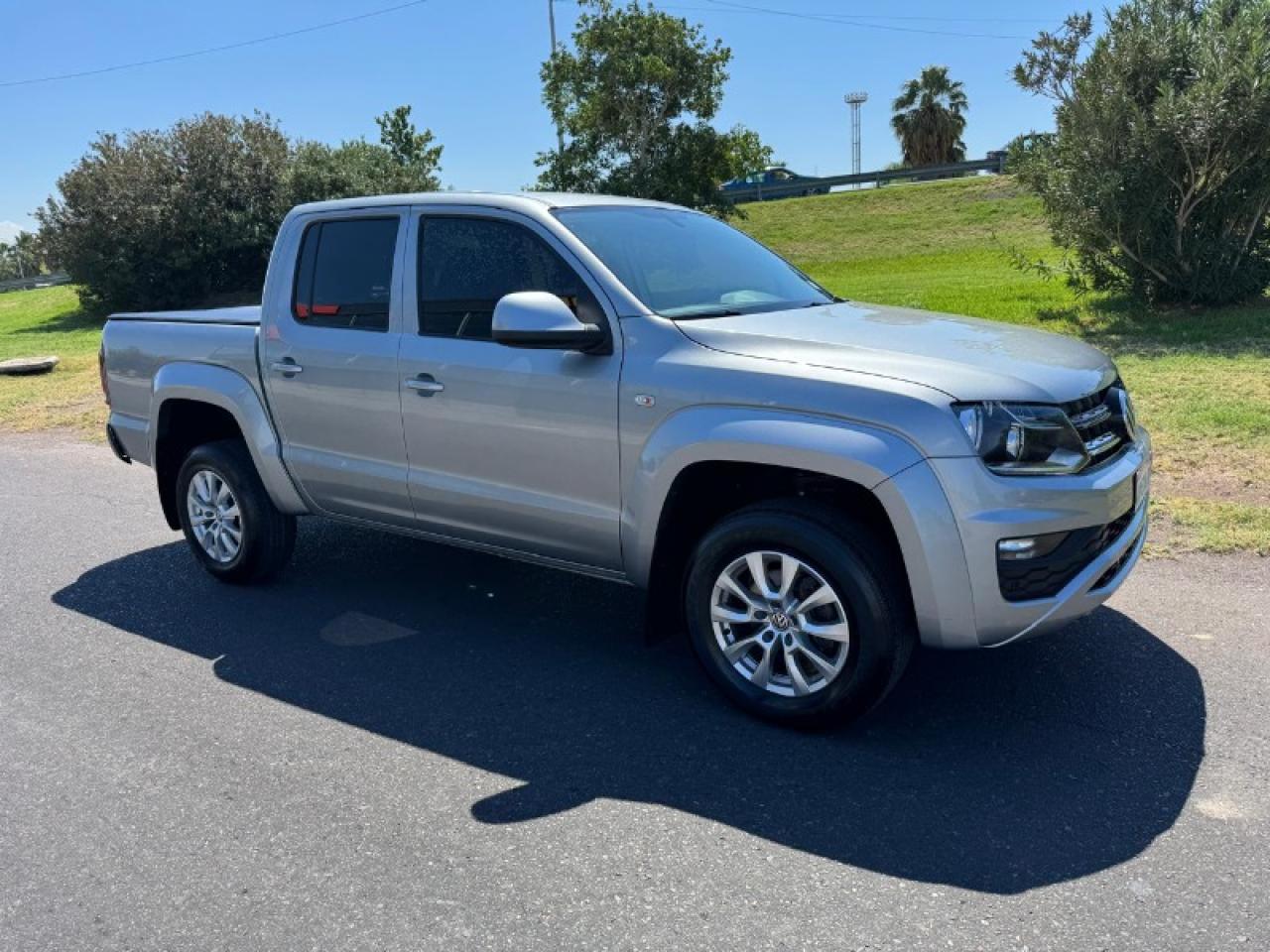 Volkswagen Amarok  Confortline 2023 4x4  Manual Con 40.000 Km Único Dueño