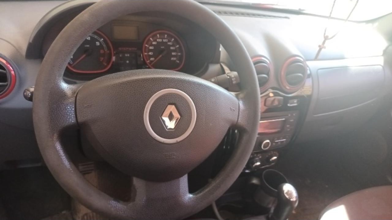 Renault Sandero Stepway 2014
