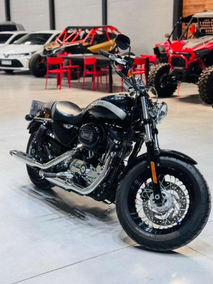 Harley Davidson Sportster 1200 Custom 2018 Con 12mil Km