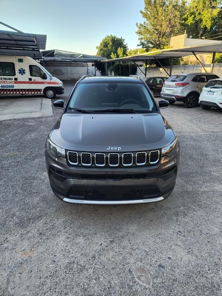 Jeep Compass Límited 2024