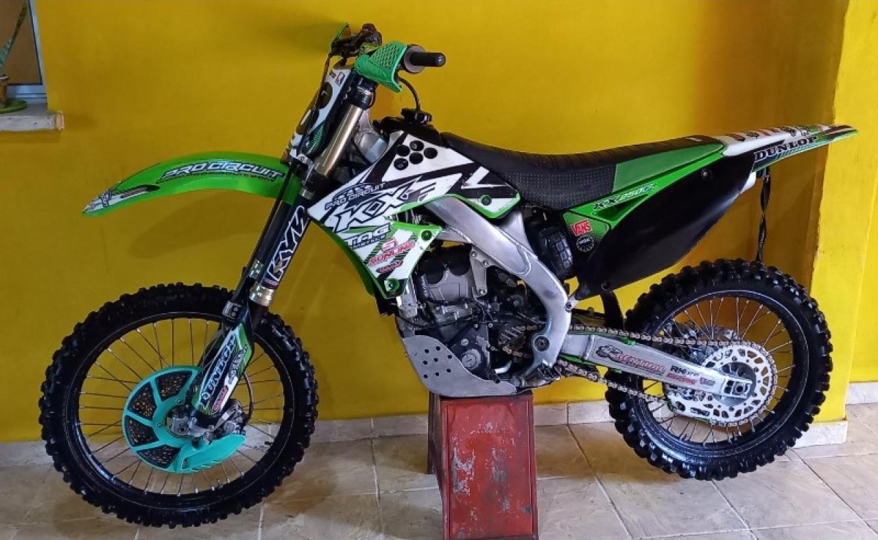 Kawasaqui Kx250f