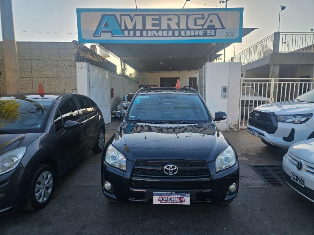 Toyota Rav 4 2011 4x4 A/t C/gnc $12.000.000