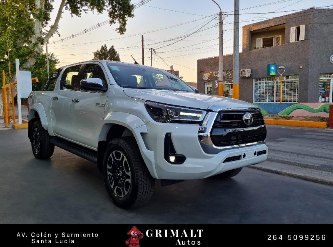 Toyota Hilux Srx 0km 4x4 At