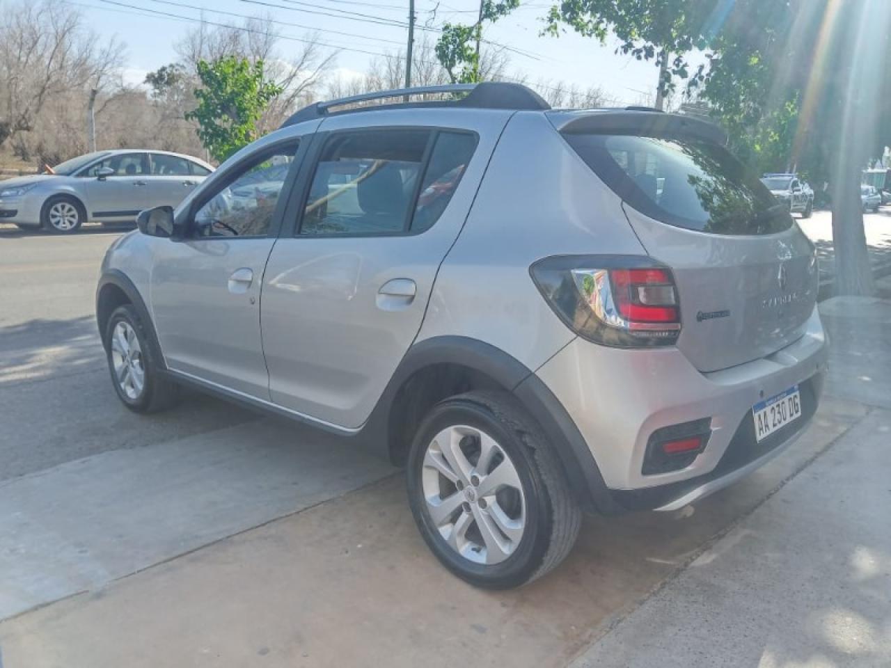 Miniatura 7