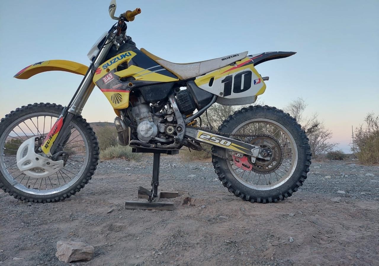 Suzuki 250 2t 1994