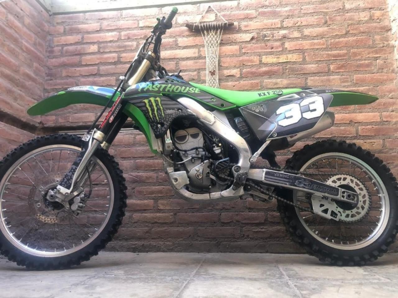 Vendo Permuto X Auto/utilitario Mas Dif Kawasaki Kxf 250cc 4 Tiempos 2007