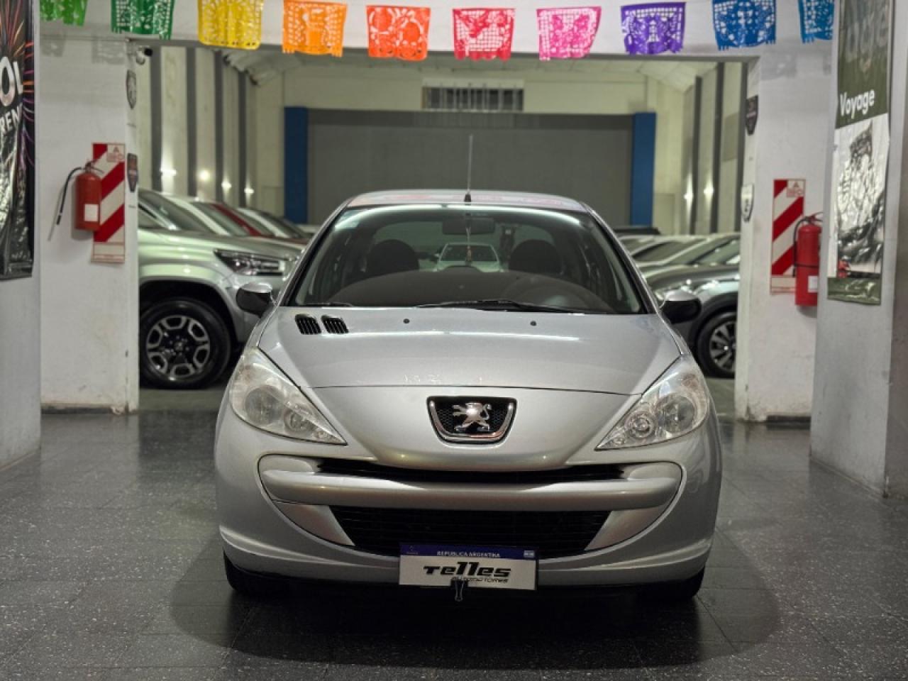 Peugeot 207 2014