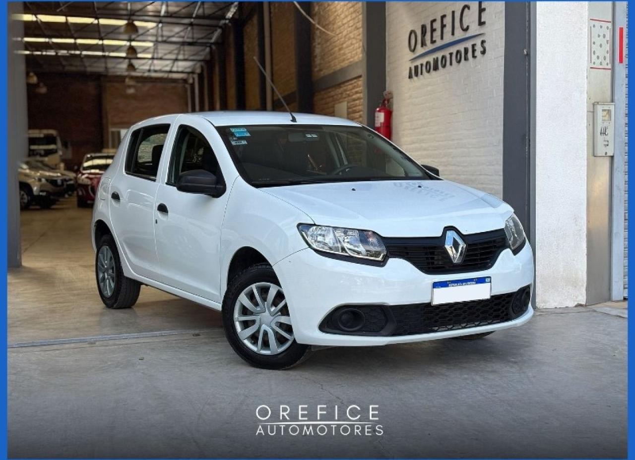 Renault Sandero Authentique 2017 - 142.000km 🔥🚘 - Anticipo $6.500.000,00 O Su Usado Y Saldo Financiado.