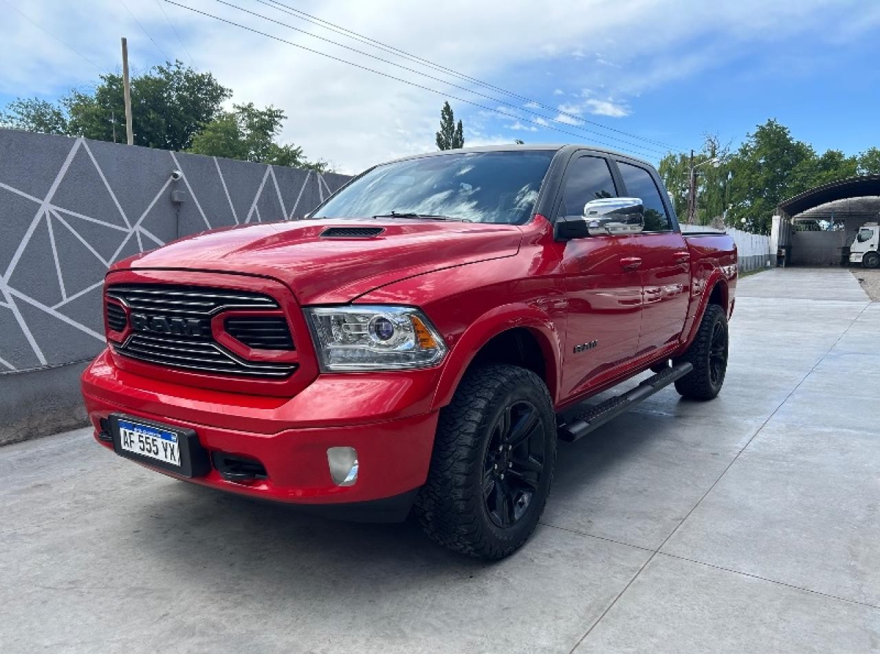 Dodge Ram 1500 Laramie 4x4 -2022