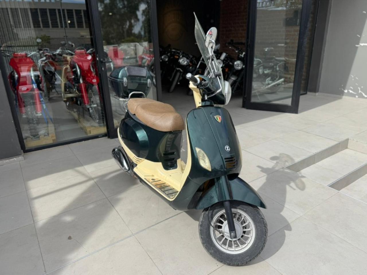Miniatura 3