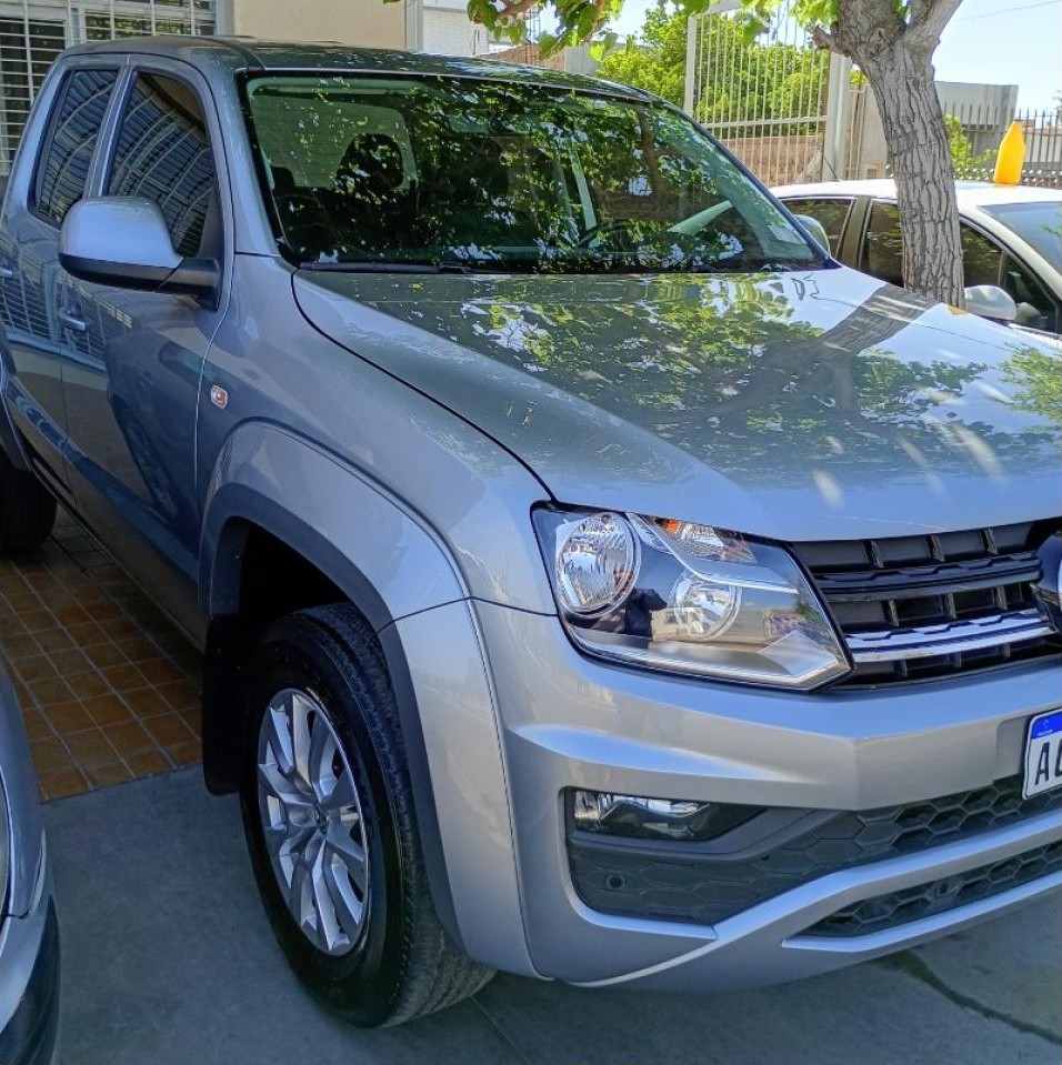 Volkswagen Amarok 4x4, Confortline, Impecable. Año 2023, único Dueño.