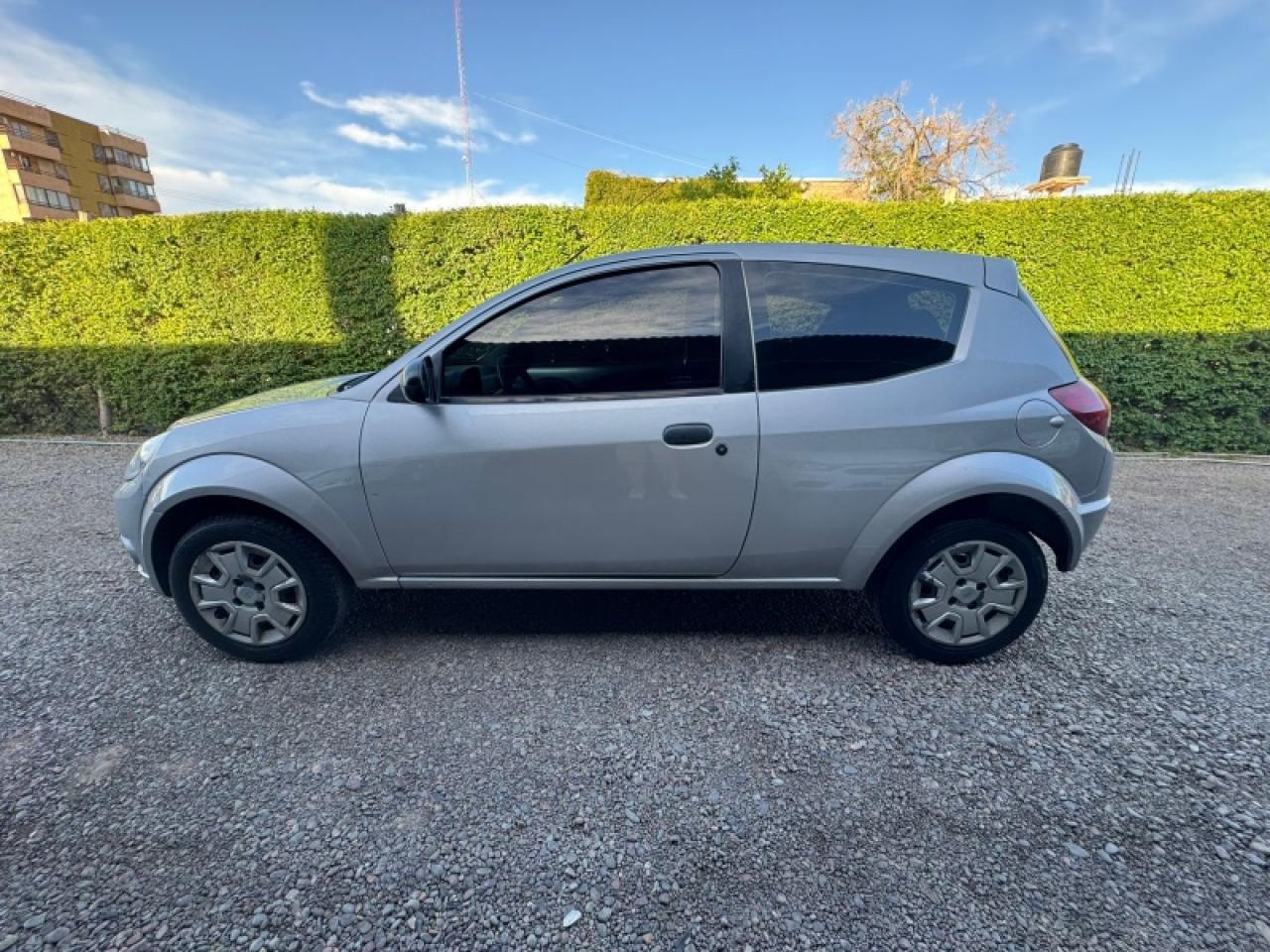 Ford K Modelo Fly Plus 1.0, 2011