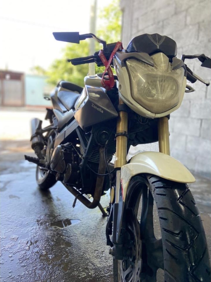 Zanella Rx200 Naked, 2013