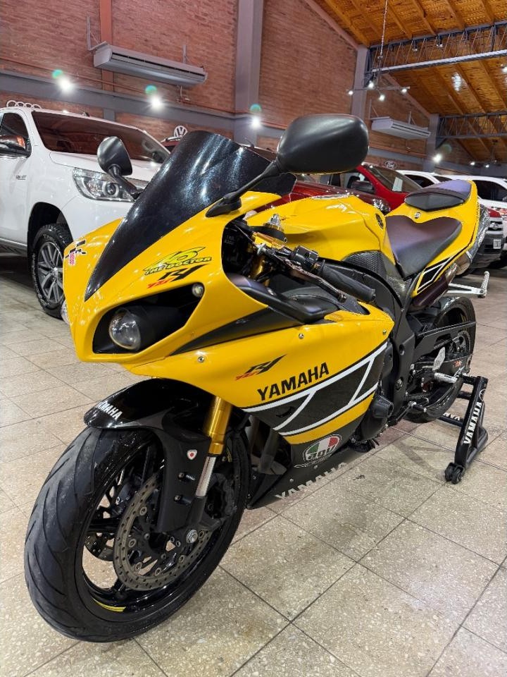 Yamaha R1 2011 Aniversario