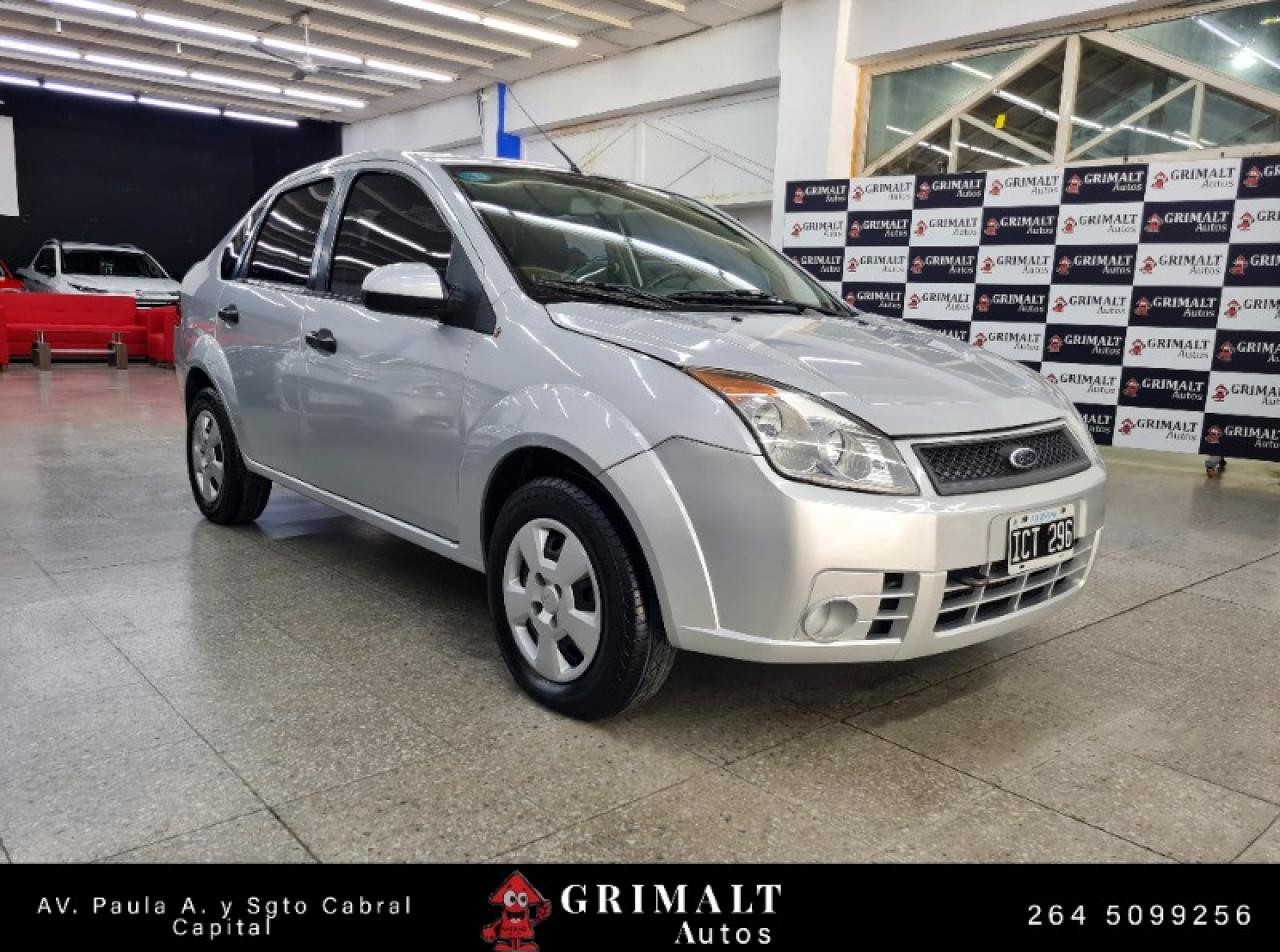 Ford Fiesta Max Ambiente 2009 Mt 1.6 Gnc