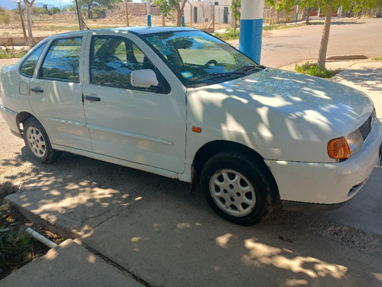 Volkswagen Polo 97 Diesel. Titular