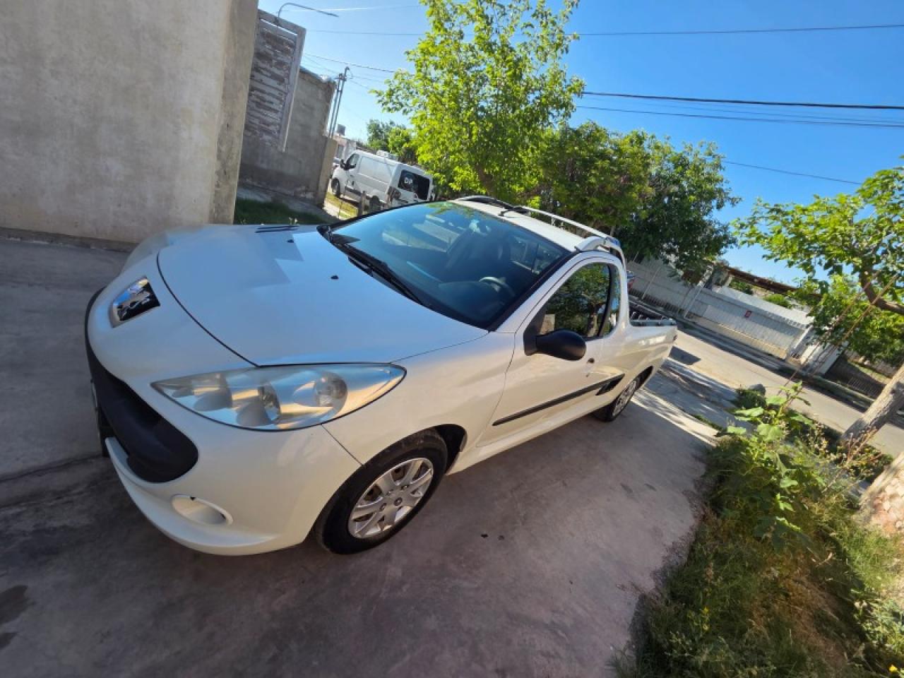 Peugeot Hoggar 1.4 Con Gnc, 2015