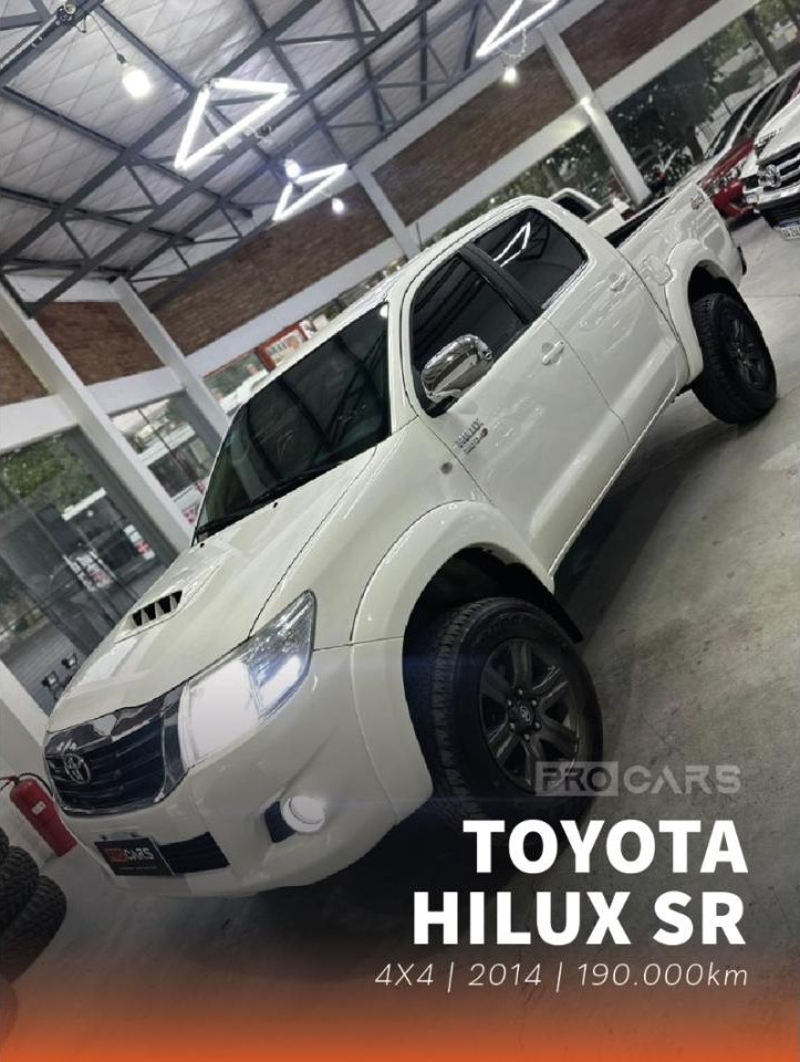 Toyota Hilux Sr 4x4 2014