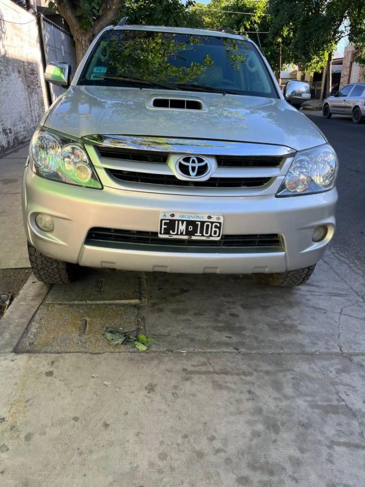 Toyota Hilux Sw4 4x4 Modelo 2006 En Exelente Estado