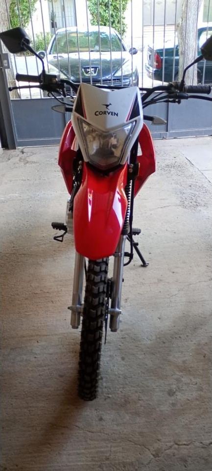 Corven Triax 200cc 2024