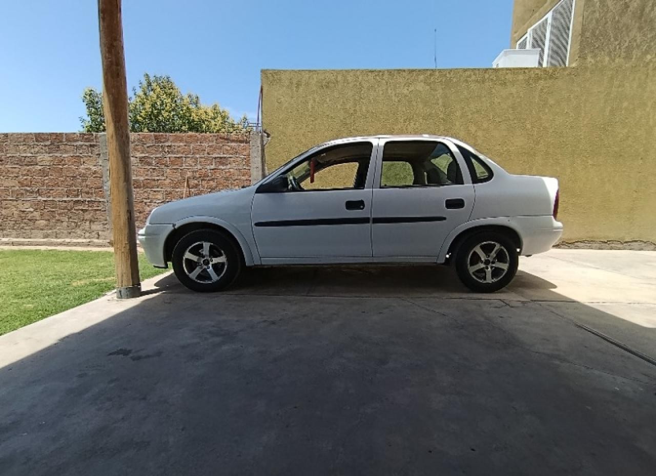 Chevrolet Corsa 1.7 Diesel Año 2000