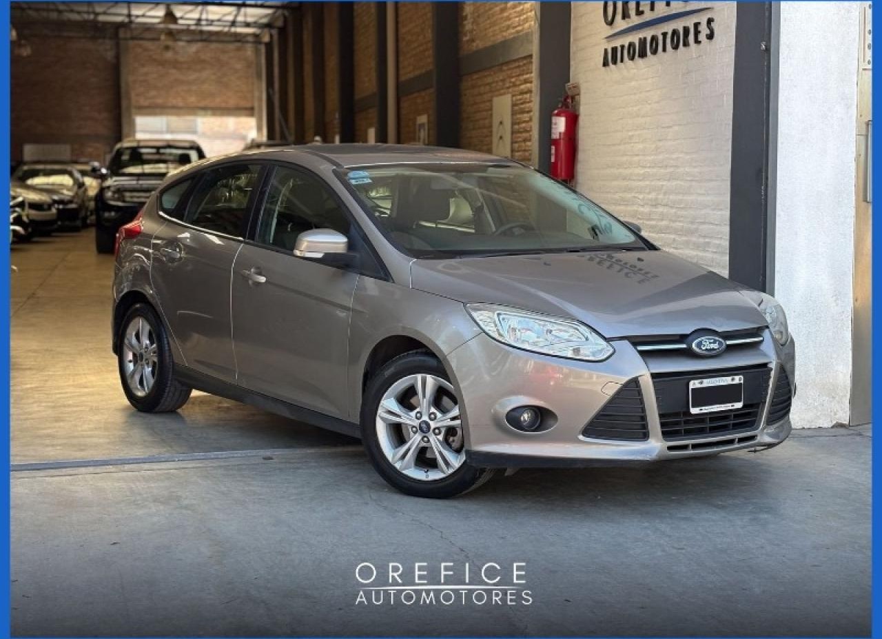 Ford Focus S 1.6 5ptas 2014