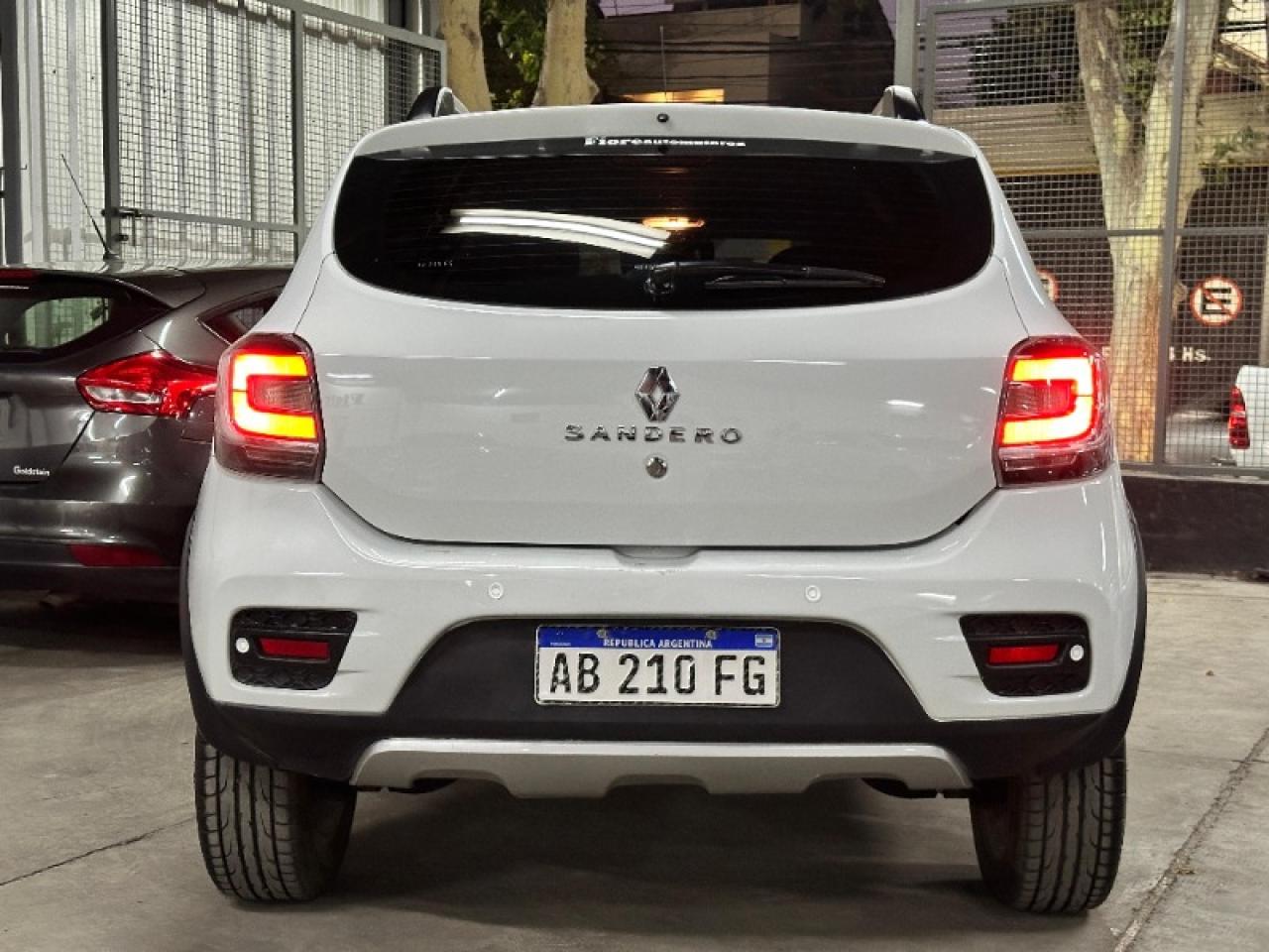 Miniatura 6