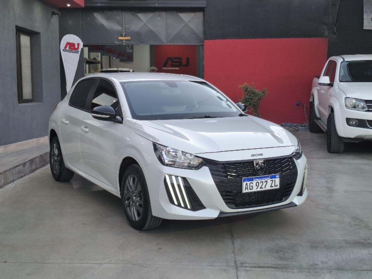 Peugeot 208 1.6 Allure Pack + 2024 2000km Nuevo