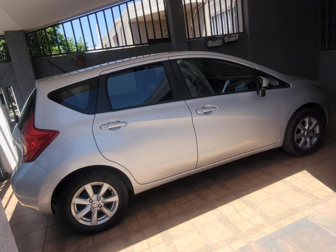 Nissan Note Advance Cvt (autom) 2019 - 30000 Km Impecable- Gris Met - Dueña Unica Mano-