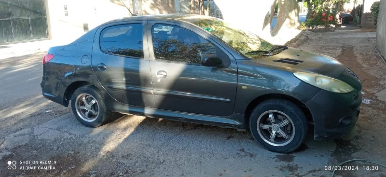 Peugeot 207 Compact. Nafta Sola. Sanjuanino