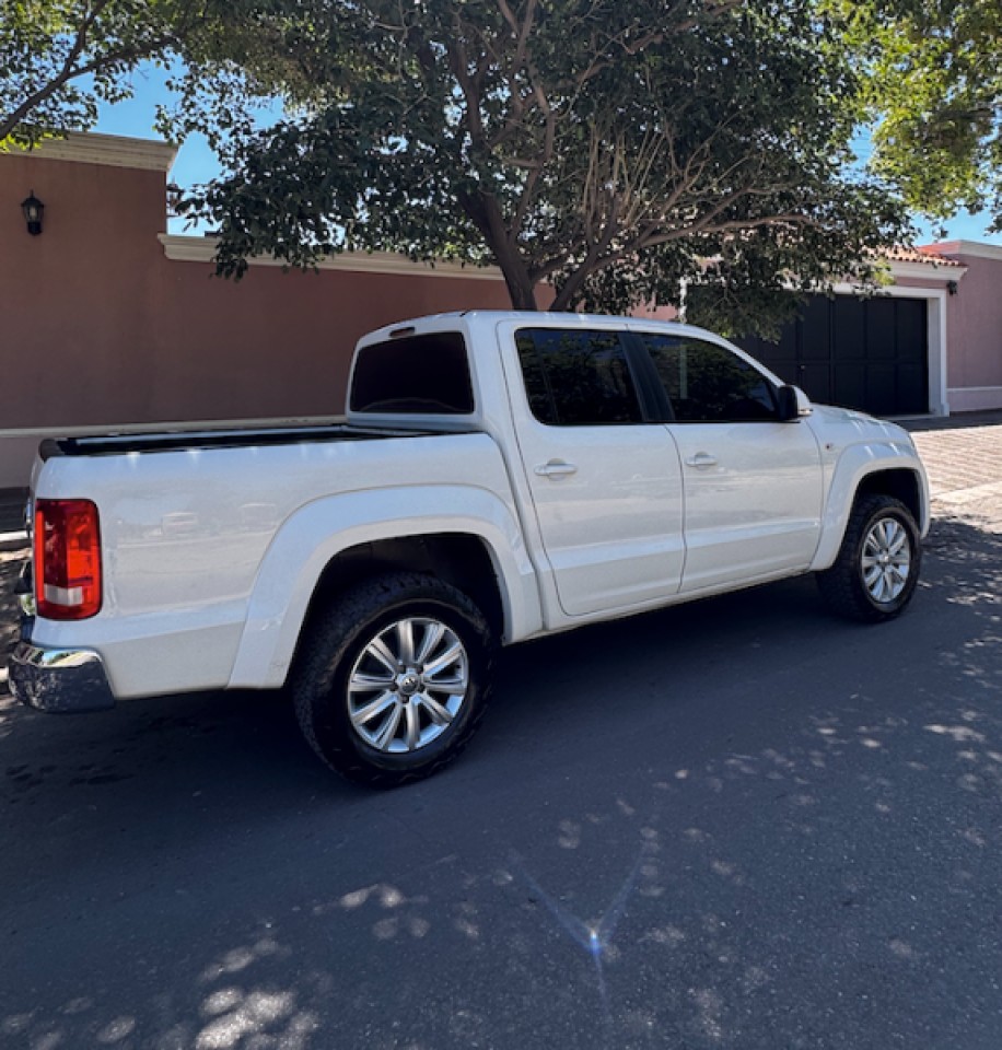 Volkswagen Amarok Highline 4x4 At - 2015 - 180 Hp