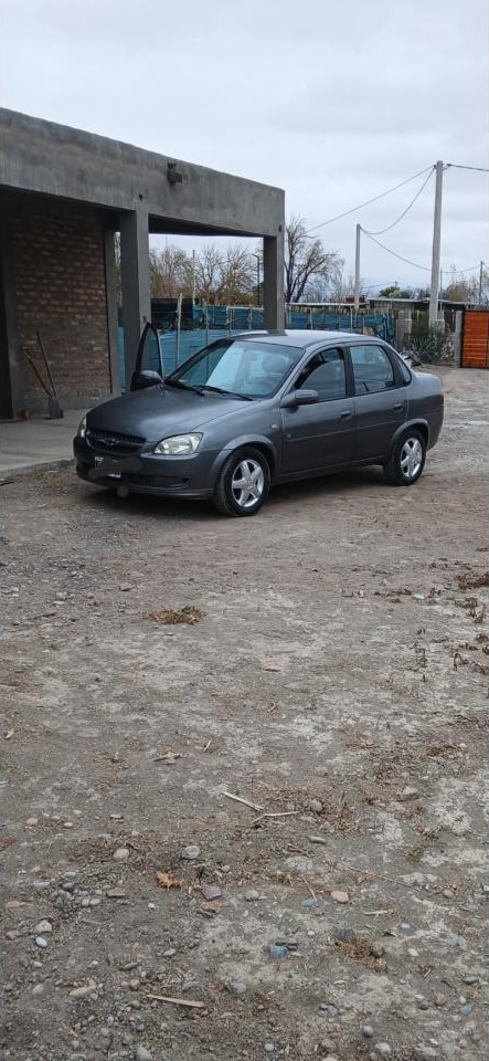 Chevrolet Classic 2011