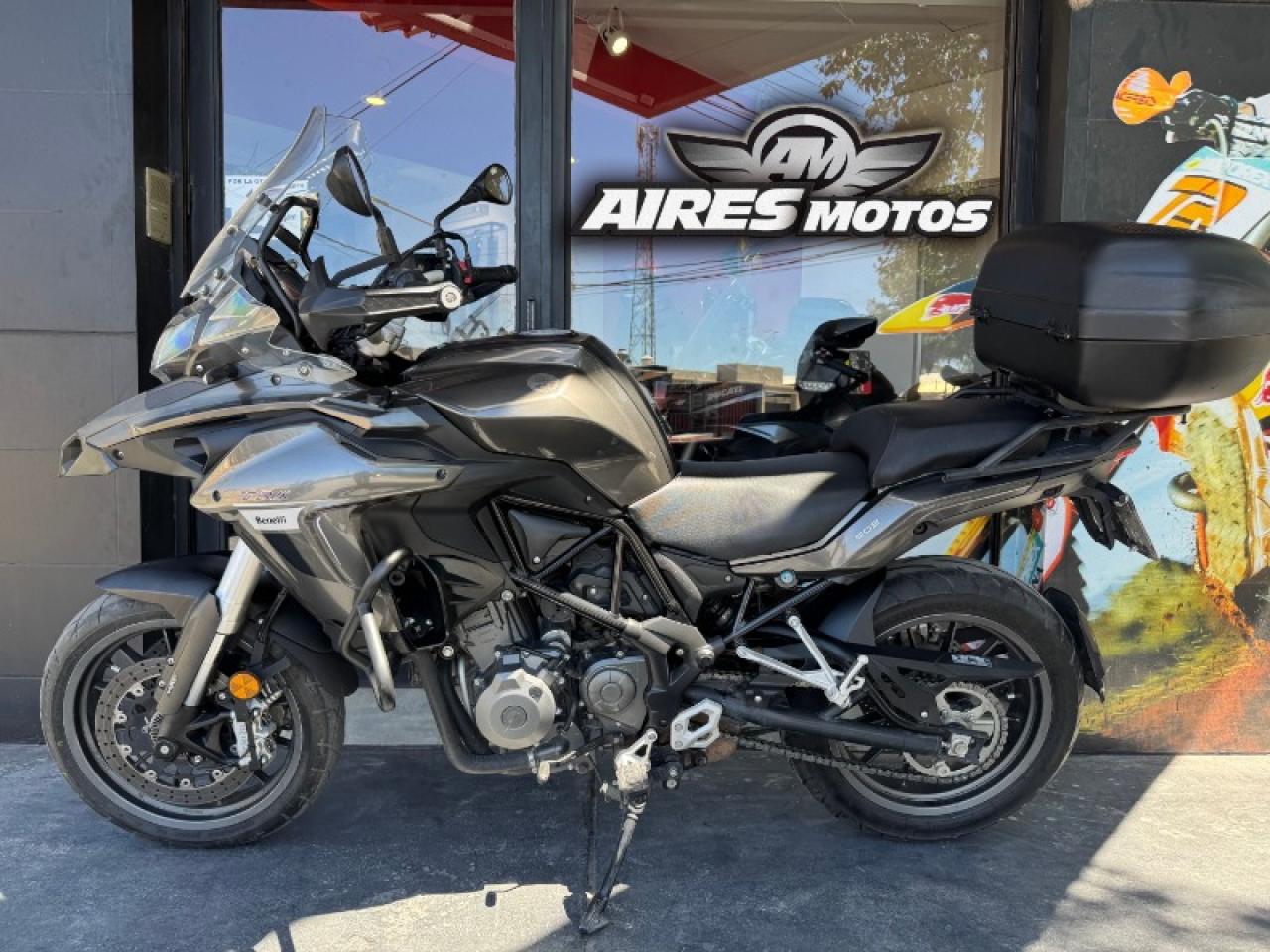 Benelli Trk 502 / 2018 *** Aires Motos *** Financiacion Con Dni / Tarjetas De Credito 12 Meses / Permutas.