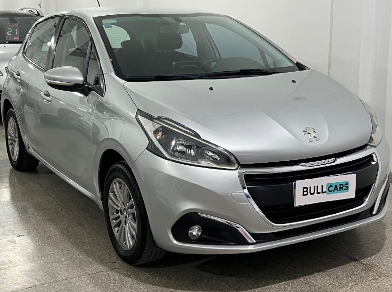 Peugeot 208 Allure 2019