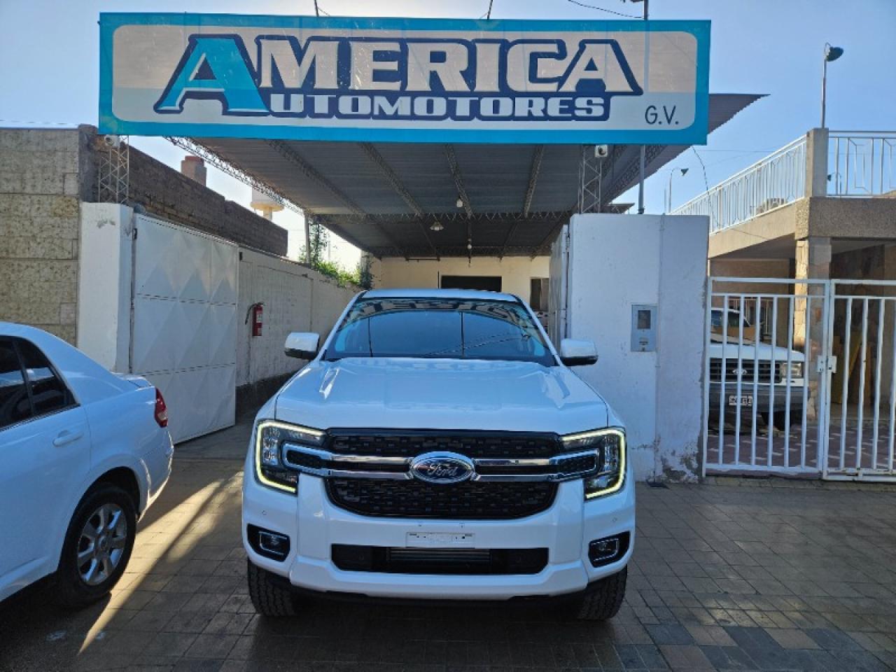 Ford Ranger Xlt 0km 2025 $42.000.000 Resto En Cuotas