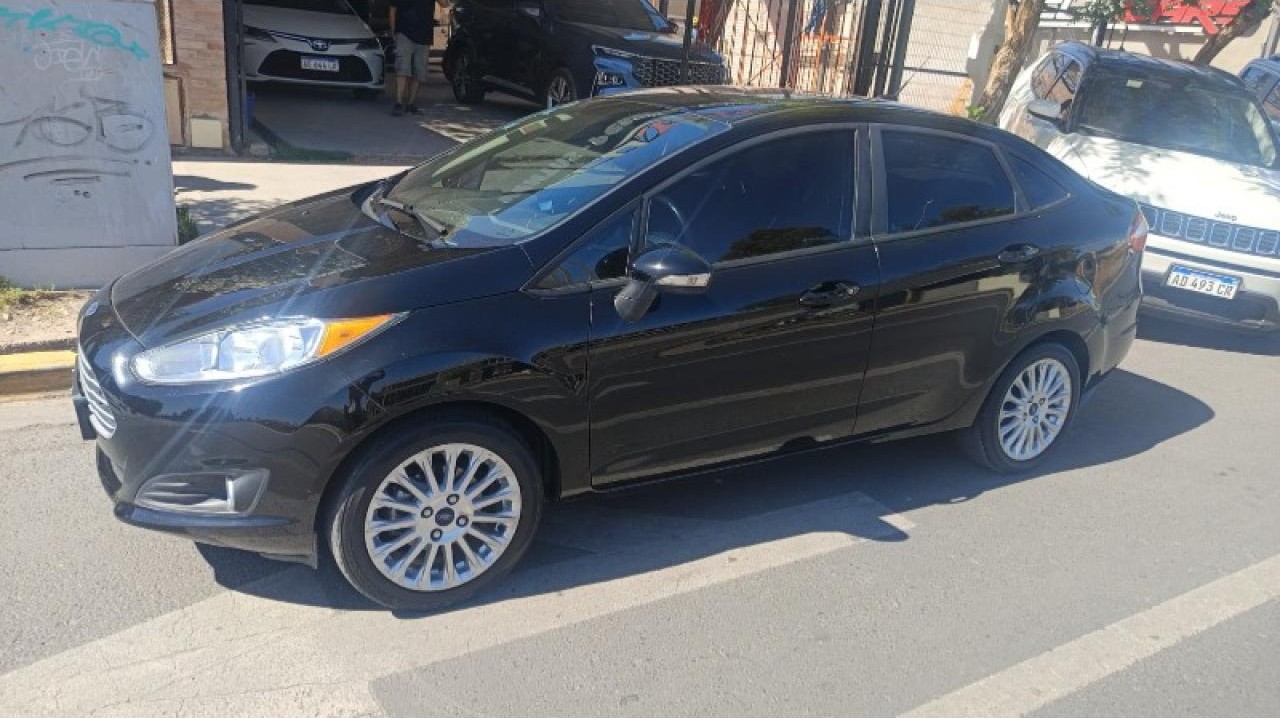Ford Fiesta S E 2015