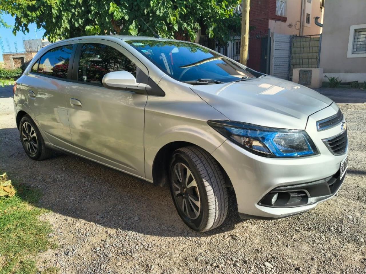 Chevrolet Onix Ltz 1.4 2014