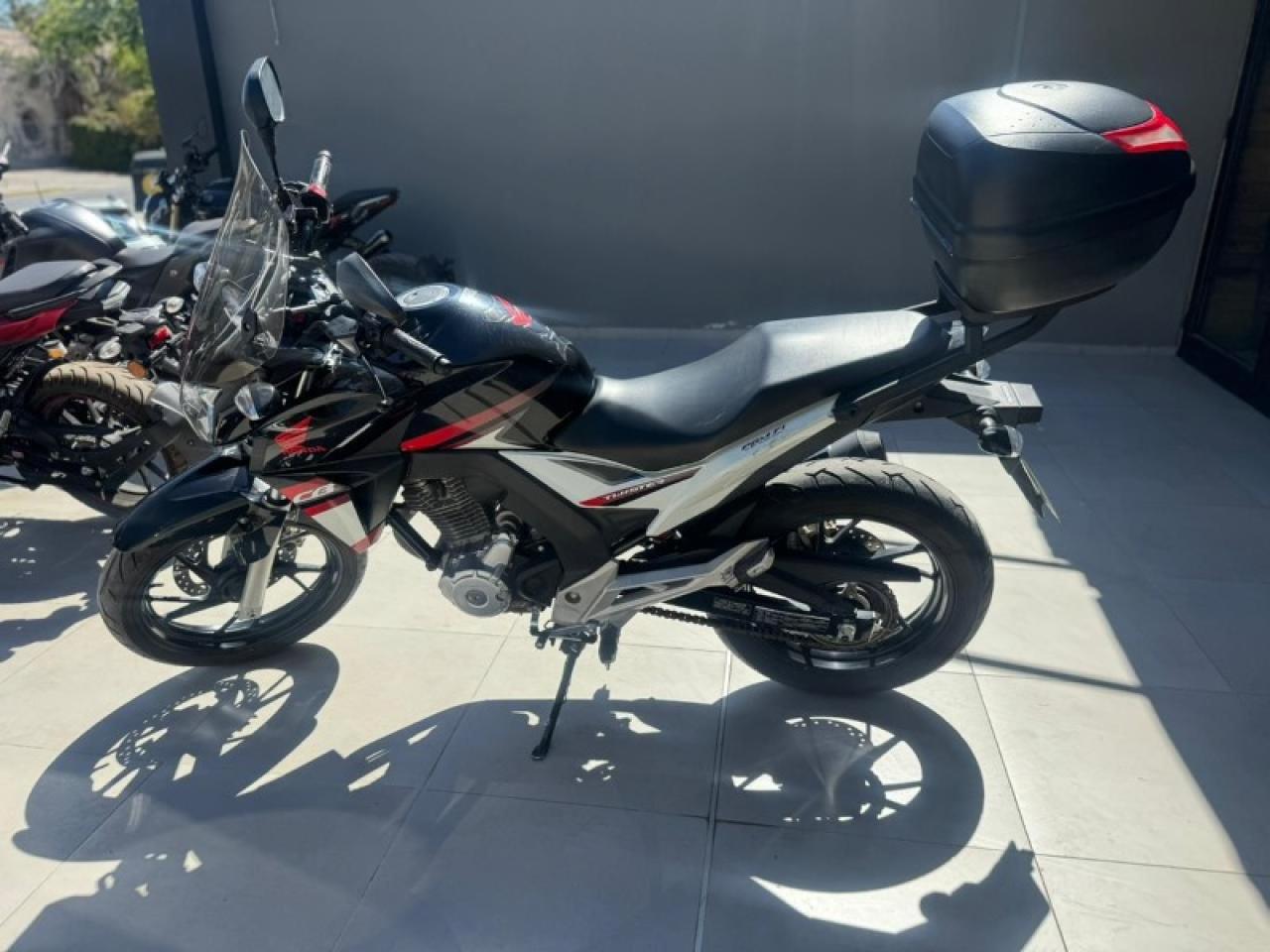 Miniatura 8