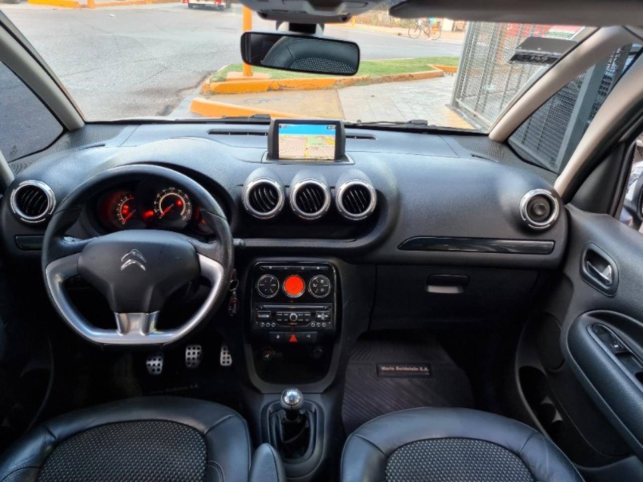Miniatura 10