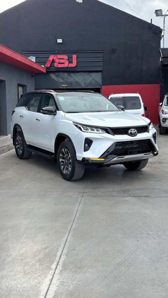 Toyota Sw4 2.8 Tdi Diamond 4x4 6at 7as Okm