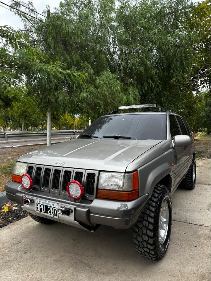 ‼️jeep Grand Cherokee Limited 5.2 V8 4x4‼️