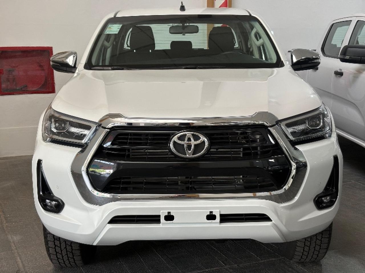 Toyota Hilux Srv 4x4 At 0km