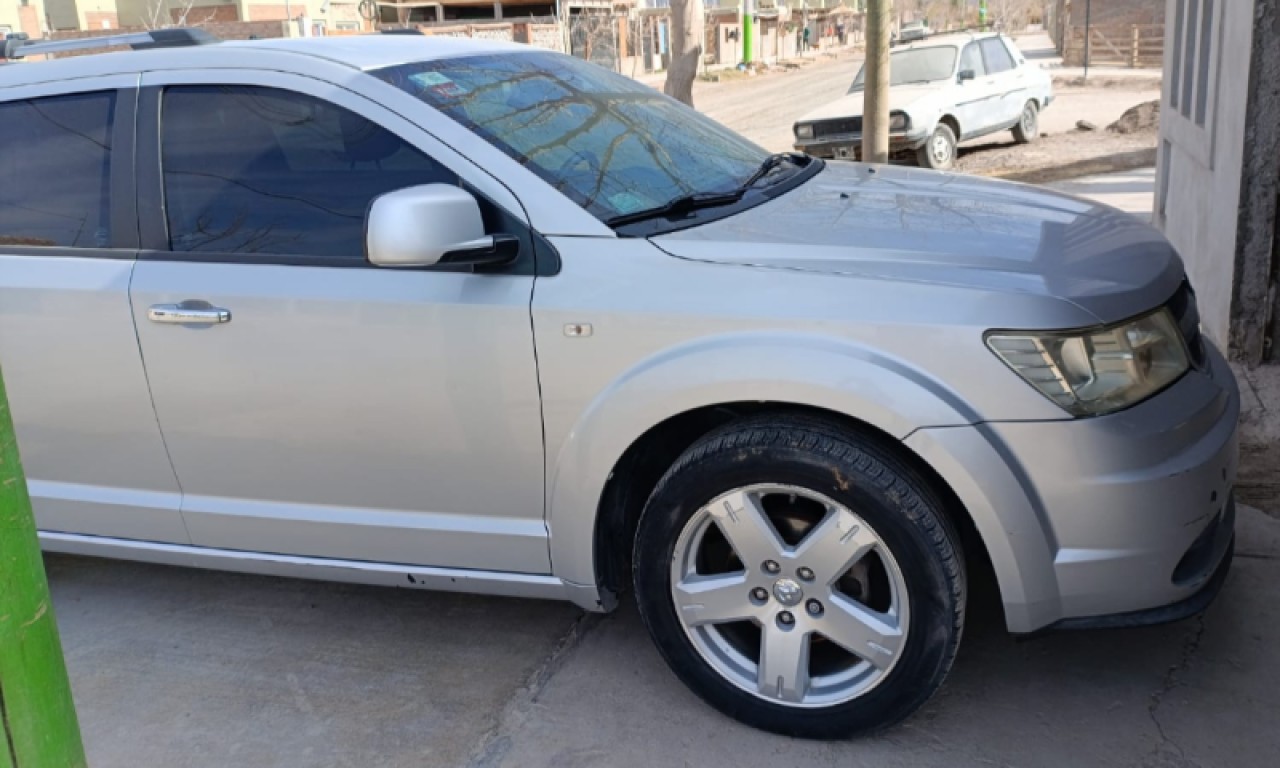🔰 Dodge Journey R/t V6 2.7 Nafta At (2011) Excelente Estado - Precio C/ Transferencia ‼️