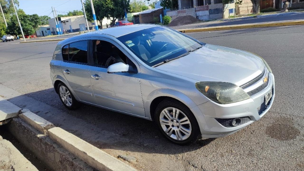 Vectra 2.0 2010 Gnc Muy Buen Estado Vendo Permuto