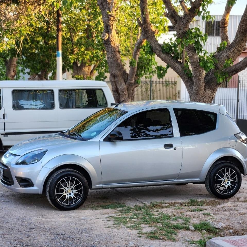 Ford Ka Fly Viral