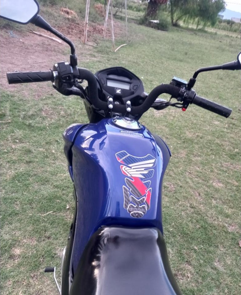 Honda New Titan 2017