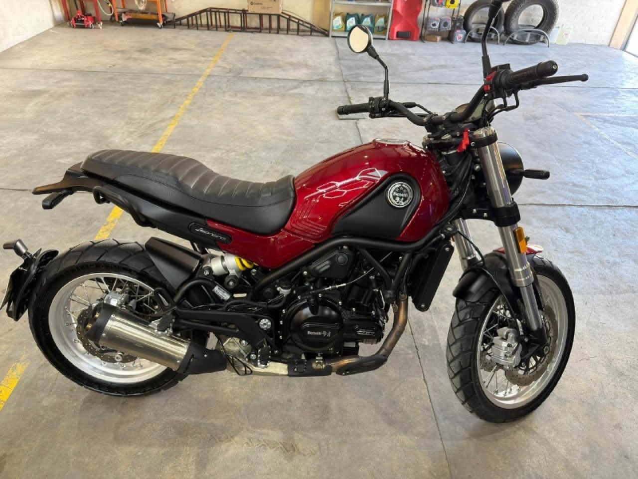 Benelli Leoncino 500 Trail 2024 3.200km