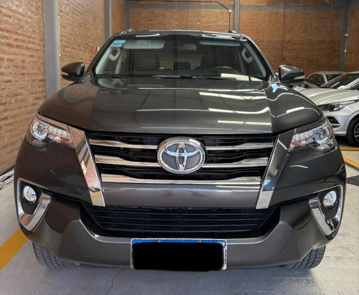 Toyota Sw4 Srx At 2017 Excelente Estado - Contado/permuta Menor Valor